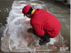 深圳寶安家庭保潔新選擇 專業(yè)地毯清洗與地面打蠟，打造潔凈健康家居